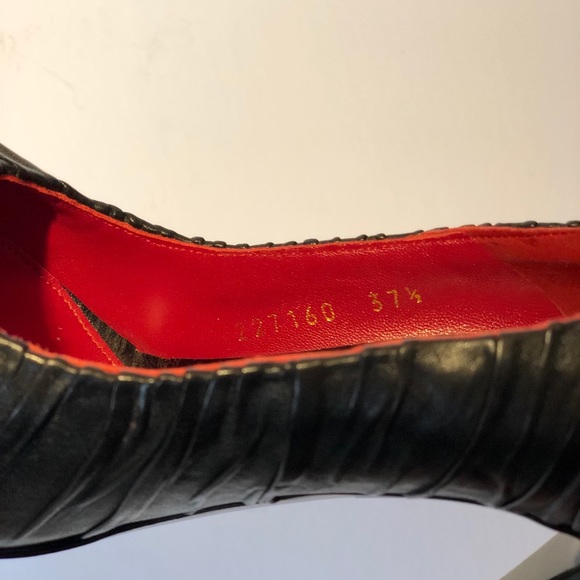 Alexander McQueen Black Leather Pumps - Picture 8 of 11